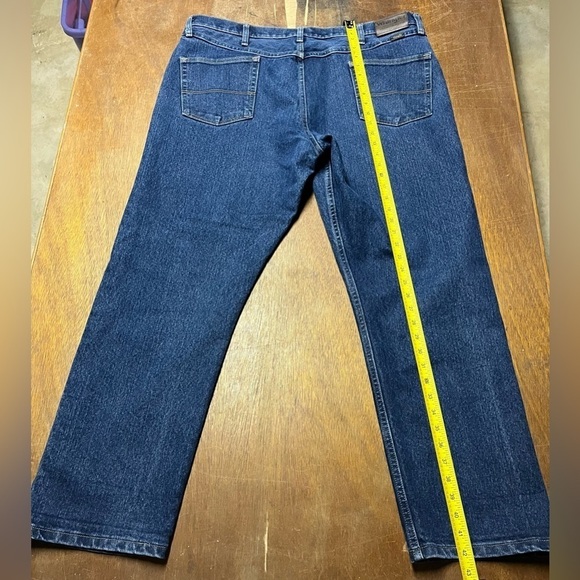 Wrangler Advanced Comfort Jeans - Men’s Size 40x30 - Dark Washed - Like New! - Picture 5 of 5